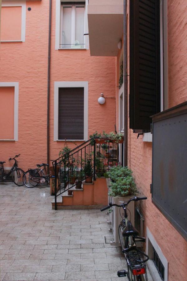 Casa Agape Mazzini-Sant'Orsola Apartment Bologna Ngoại thất bức ảnh